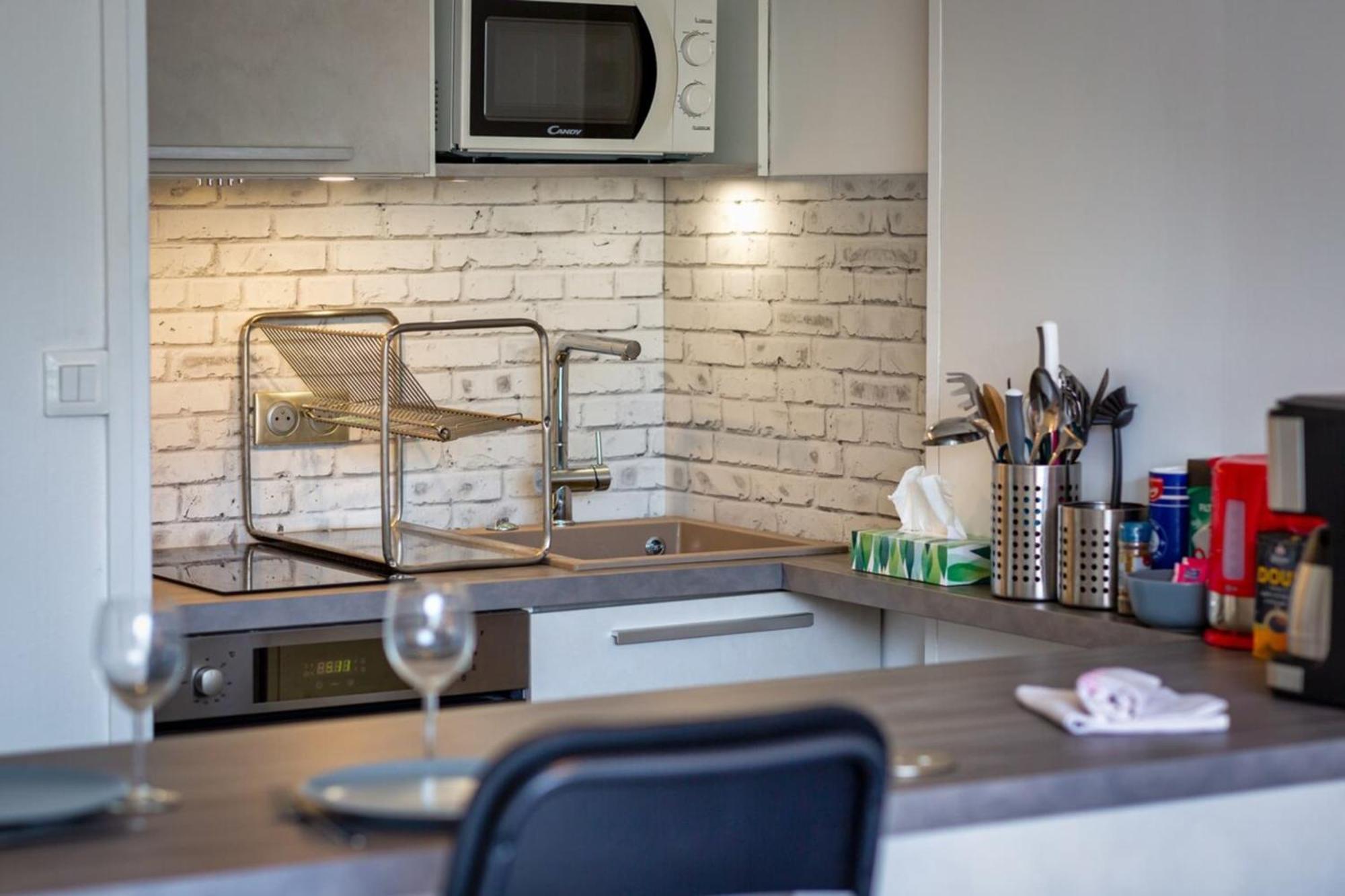 Olivia Studio Avec Place De Parking Руан Экстерьер фото